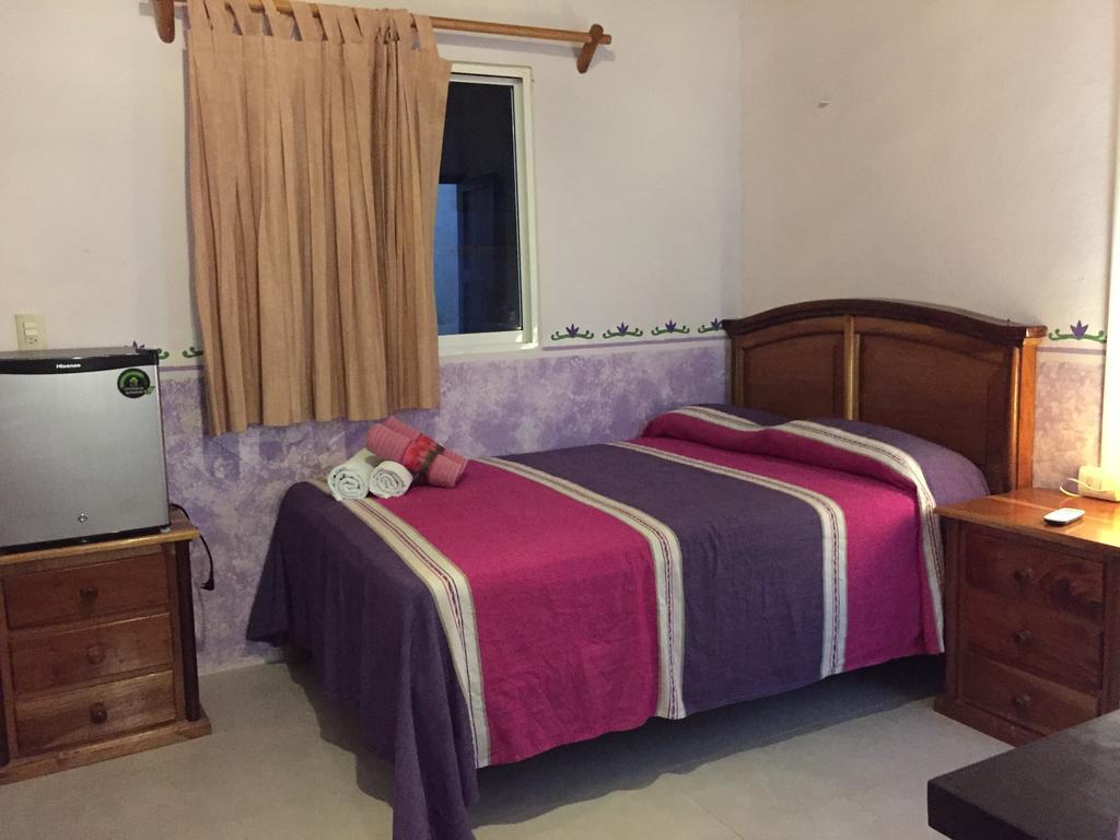 הולבוקס איילנד Hotel Hacienda La Catrina מראה חיצוני תמונה