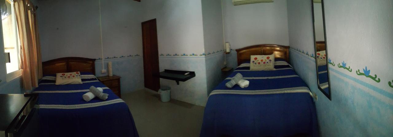 הולבוקס איילנד Hotel Hacienda La Catrina מראה חיצוני תמונה
