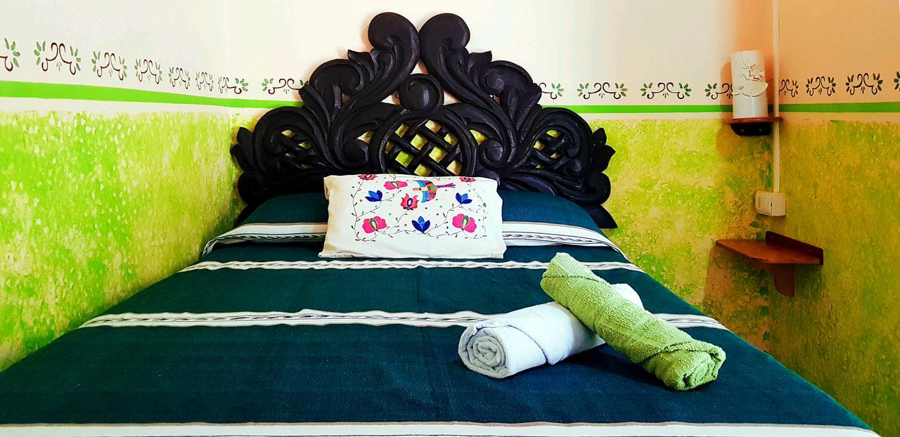 הולבוקס איילנד Hotel Hacienda La Catrina מראה חיצוני תמונה